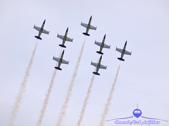 Breitling Jet Team Zooming High!
