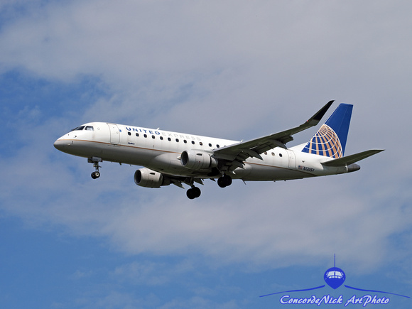 Skywest United Express E-175