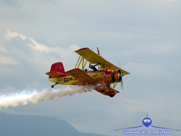 Gene Soucy and Theresa Stokes Wingwalking Finale