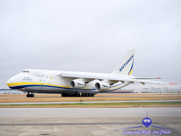 Antonov AN-124-100M